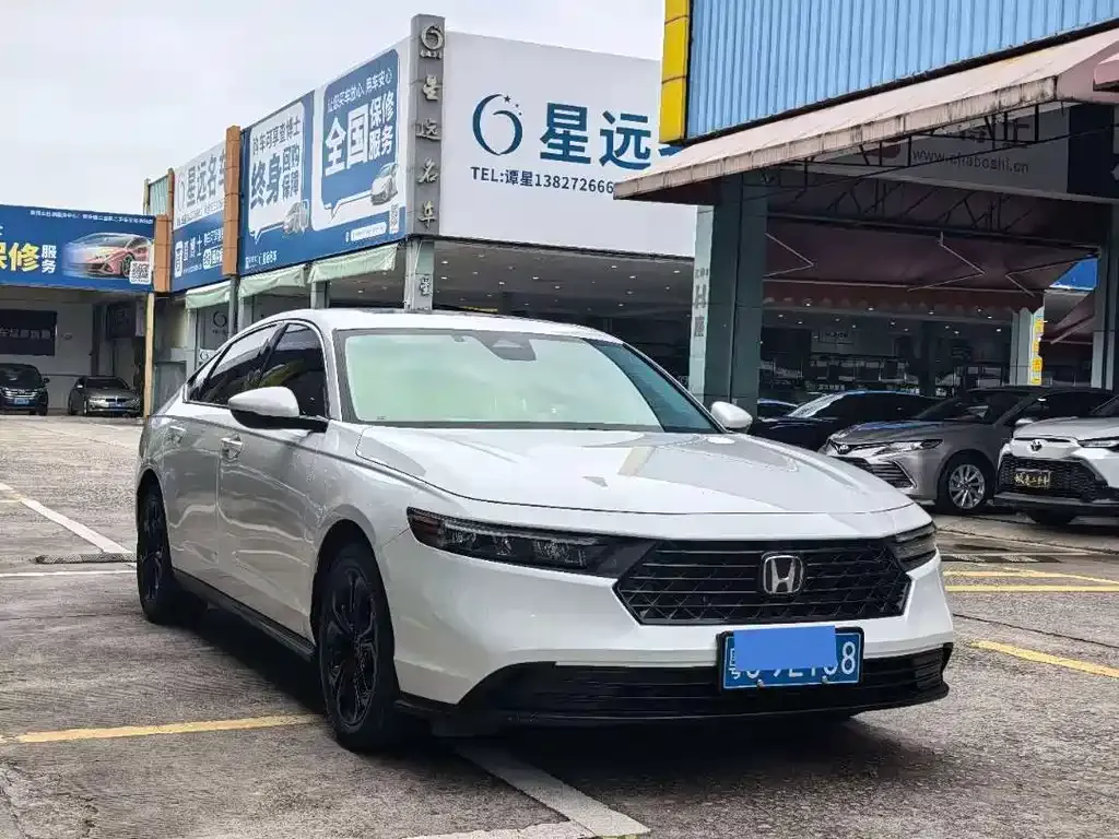 Honda Accord — фото 4