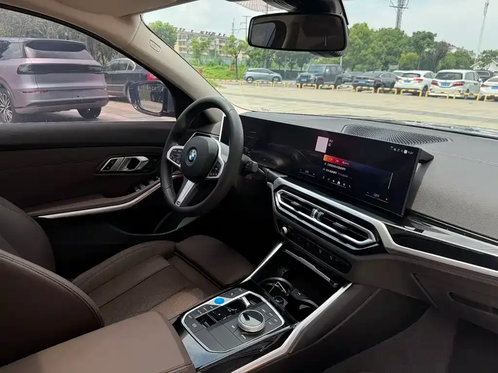 BMW i3 — фото 8