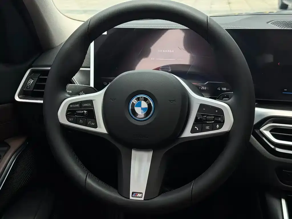 BMW i3 — фото 3