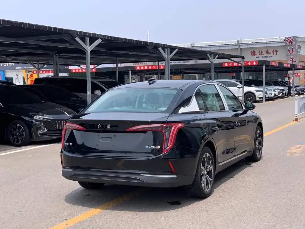 Hongqi E-QM5 — фото 7