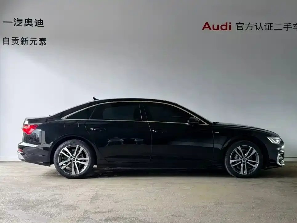 Audi A6L — фото 2