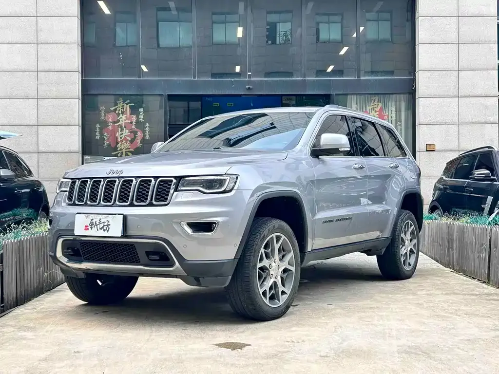 Jeep Grand Cherokee (Import)