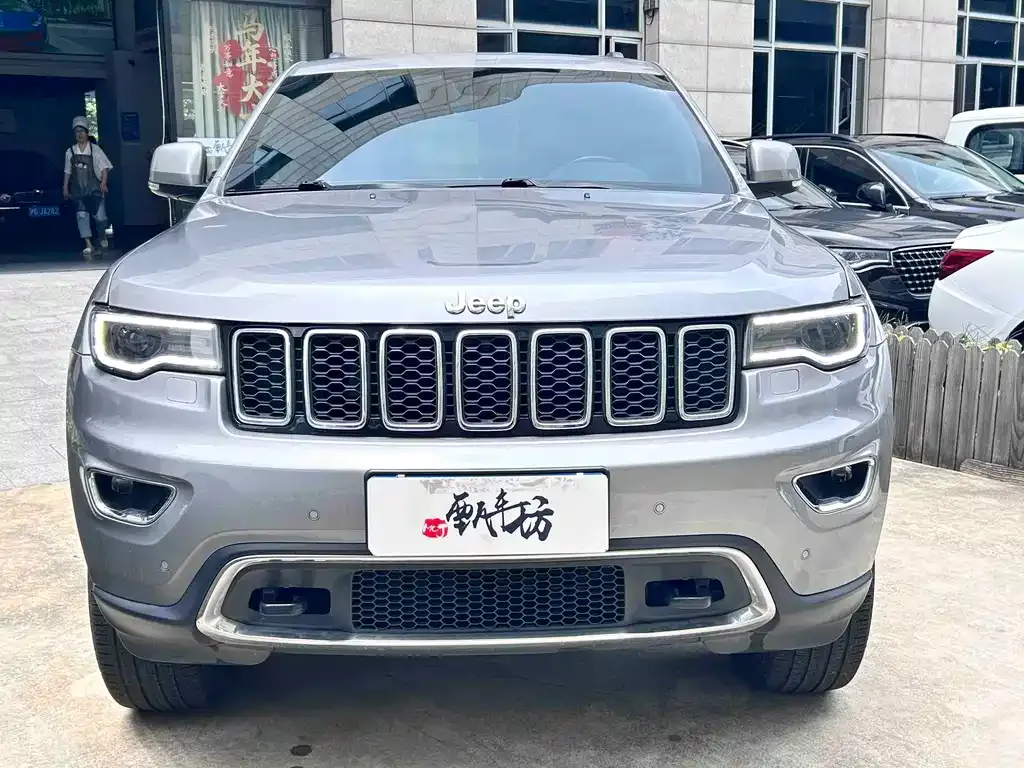 Jeep Grand Cherokee (Import) 2022 из CN, фото 3
