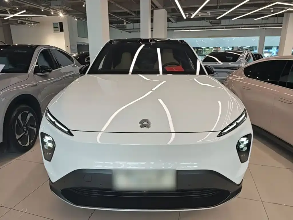 NIO EC7 — фото 10