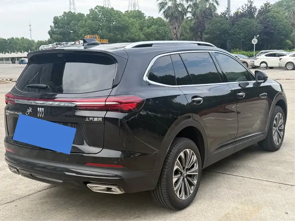 Buick Envision Plus — фото 9