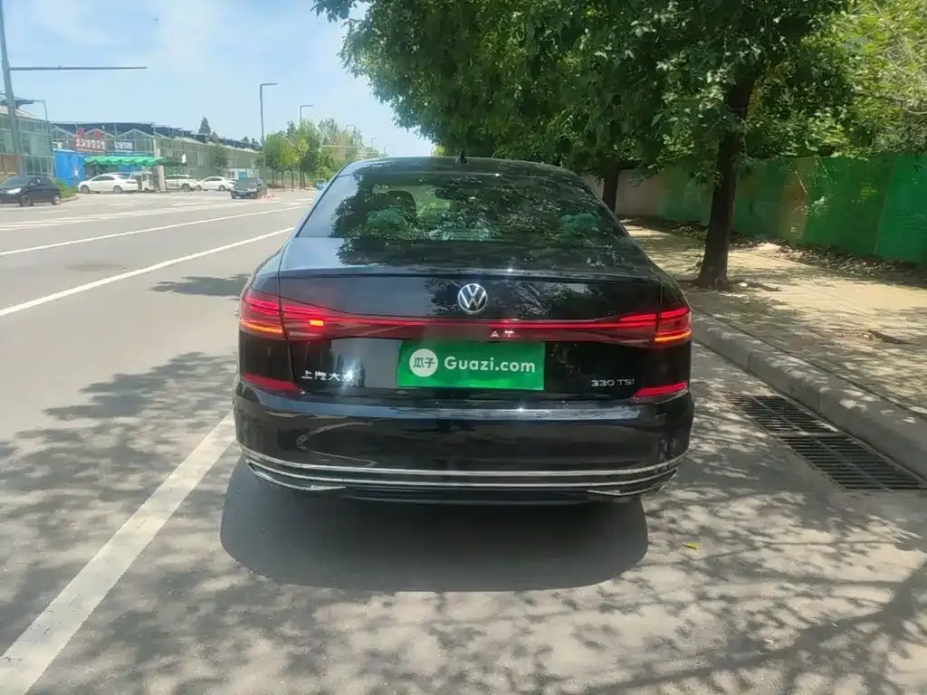 Volkswagen Passat — фото 8