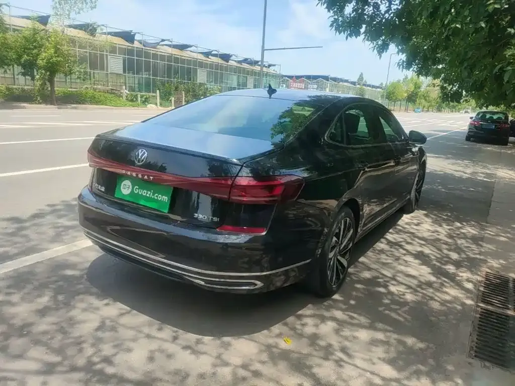 Volkswagen Passat — фото 3