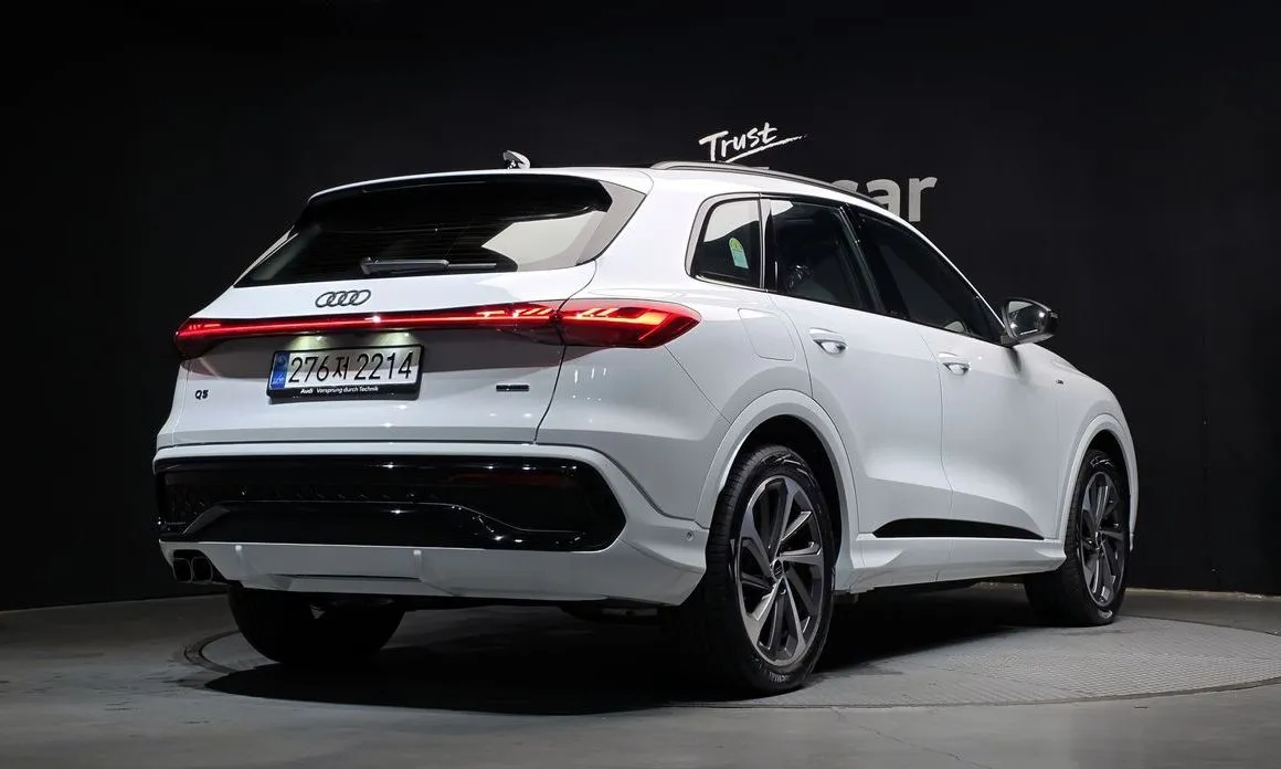 Audi Q5 2025 из KR, фото 3