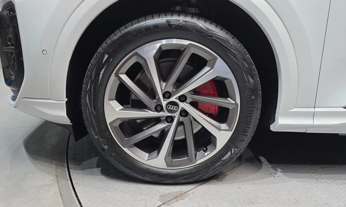 Audi Q5 2025 из KR, фото 7