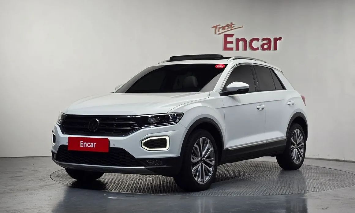 Volkswagen T-Roc — фото 1
