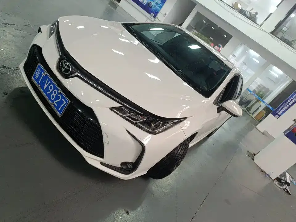 Toyota Corolla — фото 1