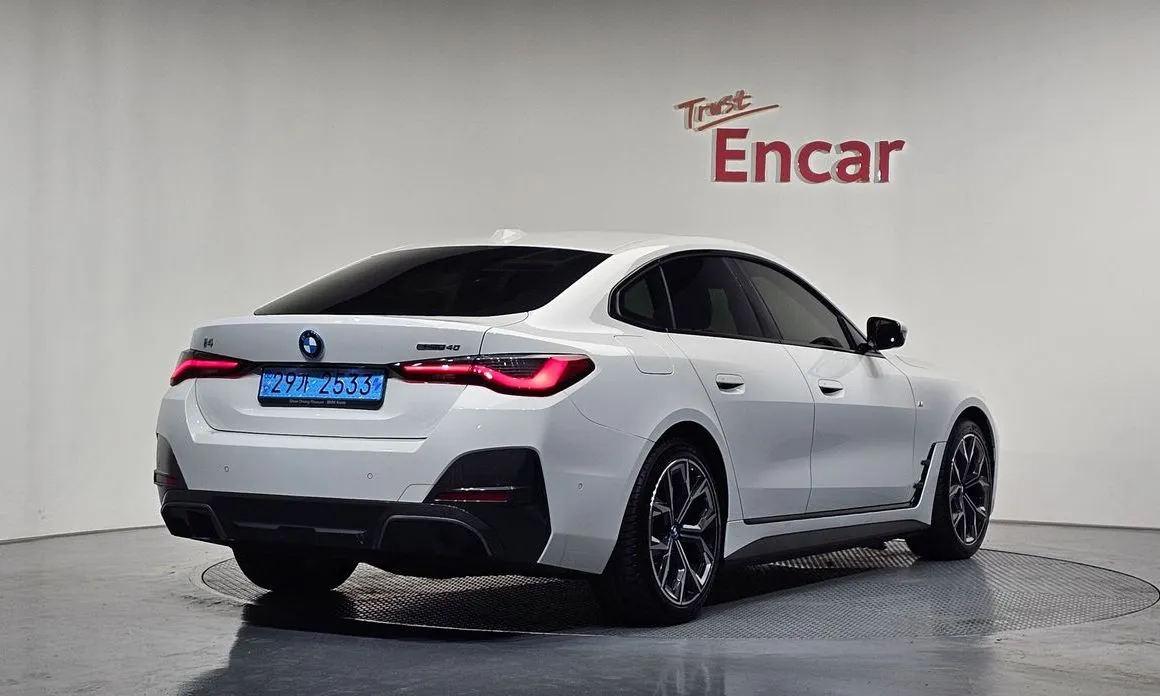 BMW i4 — фото 2