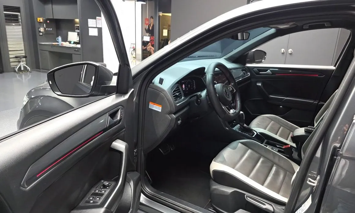 Volkswagen T-Roc 2021 из KR, фото 8