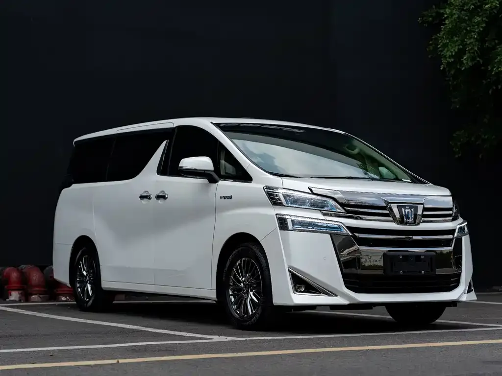 Toyota Vellfire — фото 6