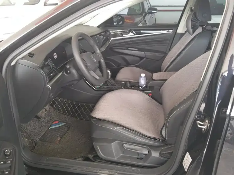 Volkswagen Passat 2022 из CN, фото 8