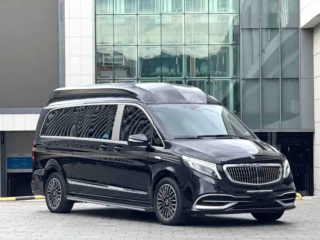 Mercedes-Benz V-Class — фото 10
