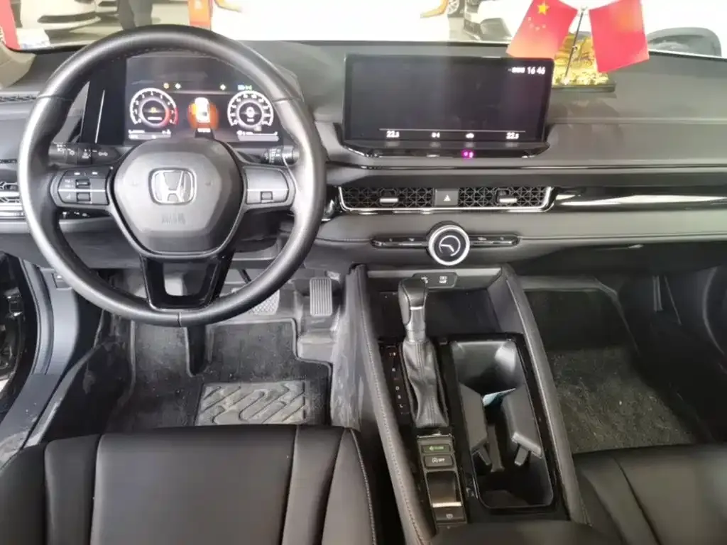 Honda Inspire — фото 4