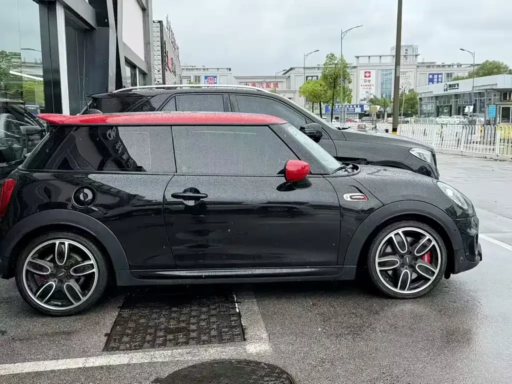 MINI JCW (John Cooper Works) — фото 5
