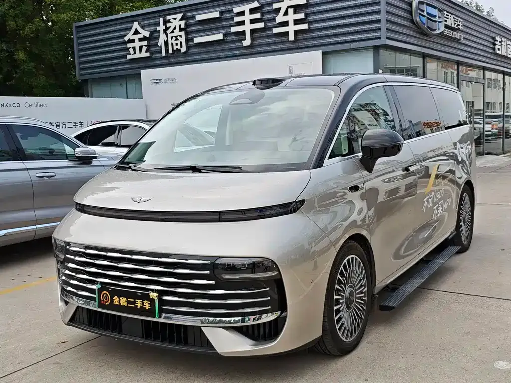 Geely 银河V900 — фото 1