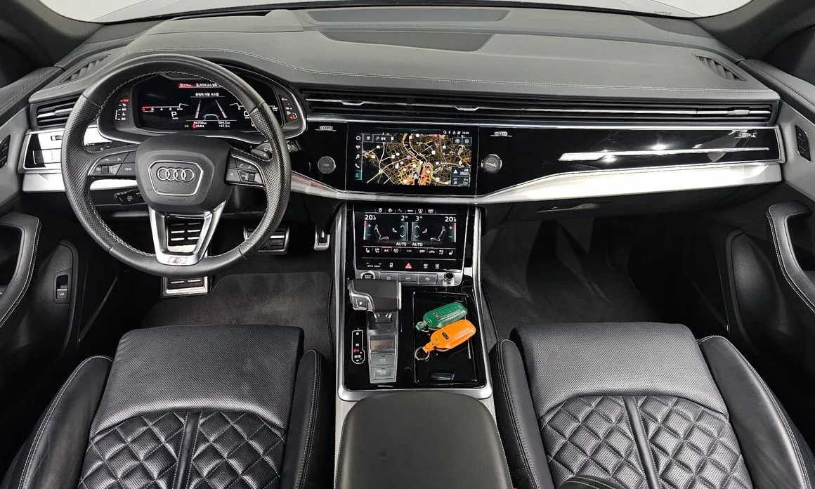 Audi Q8 2021 из KR, фото 8
