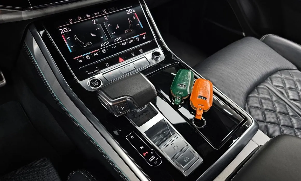 Audi Q8 2021 из KR, фото 5