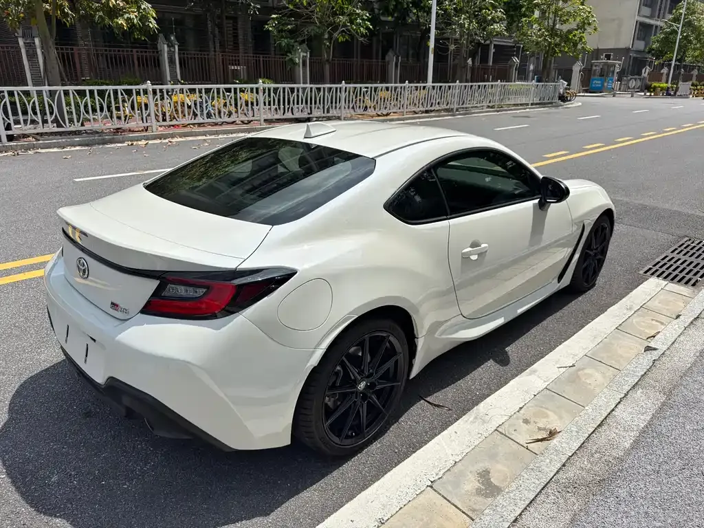 Toyota 86 2023 из CN, фото 9
