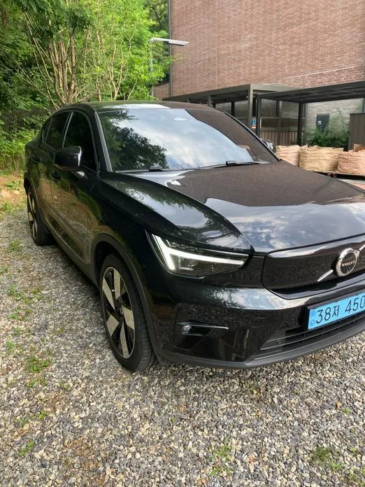 Volvo C40 2024 из KR, фото 5