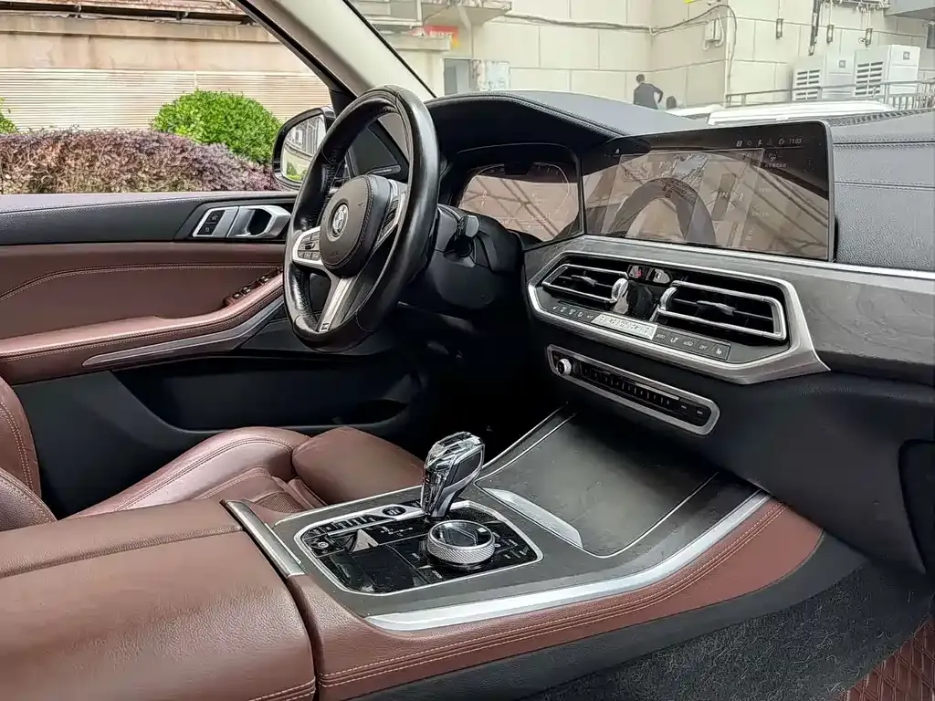 BMW X5 (Import) — фото 2