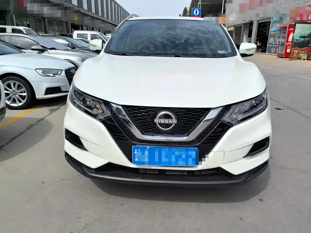 Nissan Qashqai — фото 3