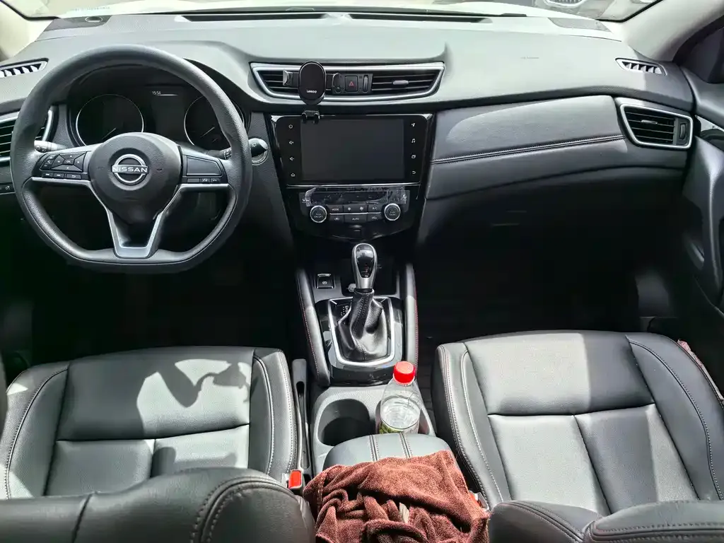 Nissan Qashqai — фото 9