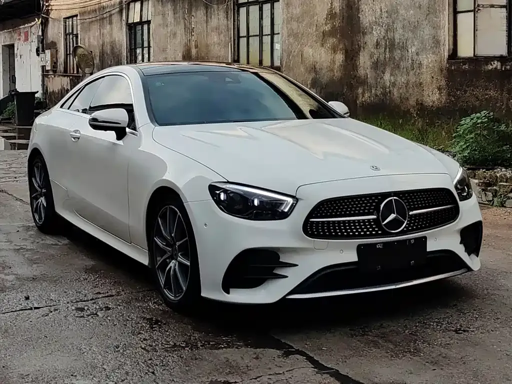 Mercedes-Benz E-Class (Import) — фото 9