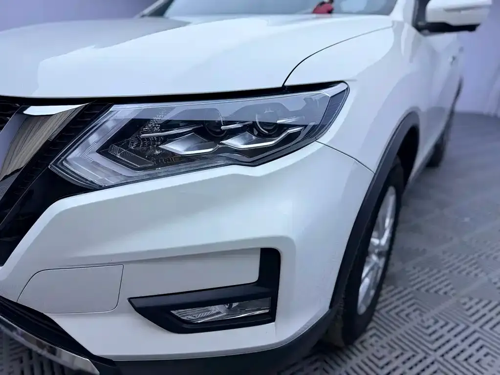 Nissan X-Trail — фото 3