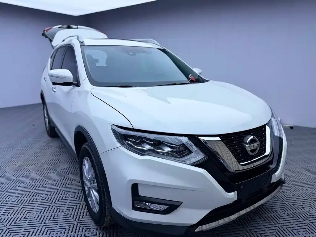 Nissan X-Trail — фото 5