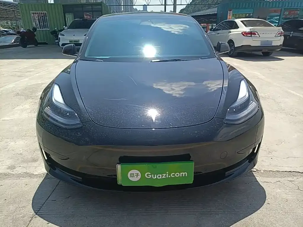 Tesla Model 3 — фото 4