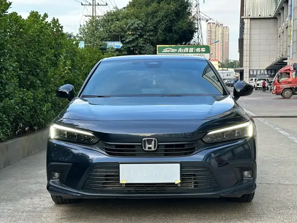 Honda Civic — фото 7