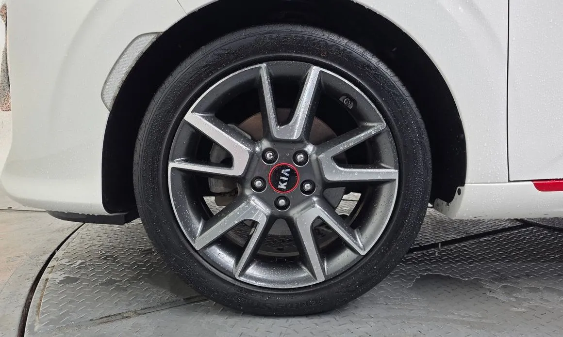 Kia Soul — фото 10