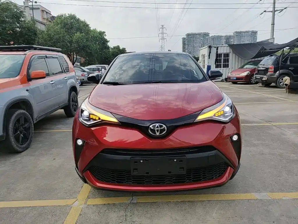 Toyota C-HR 2024 из CN, фото 4