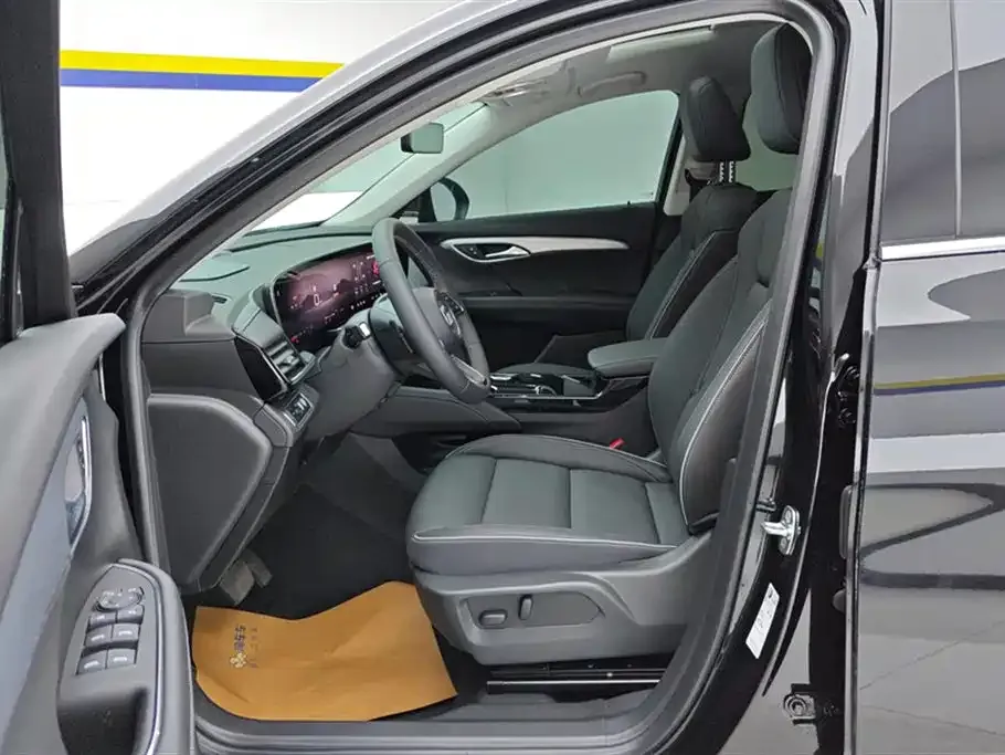 Buick Envision Plus — фото 8