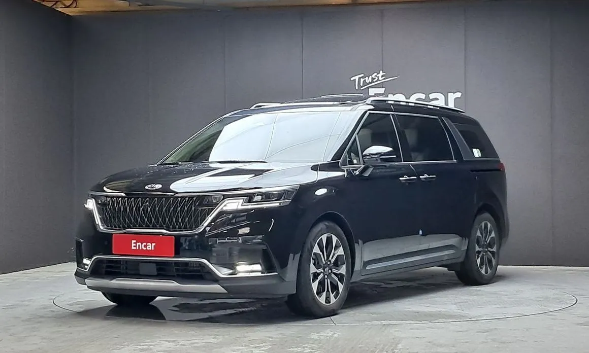 Kia Carnival — фото 1