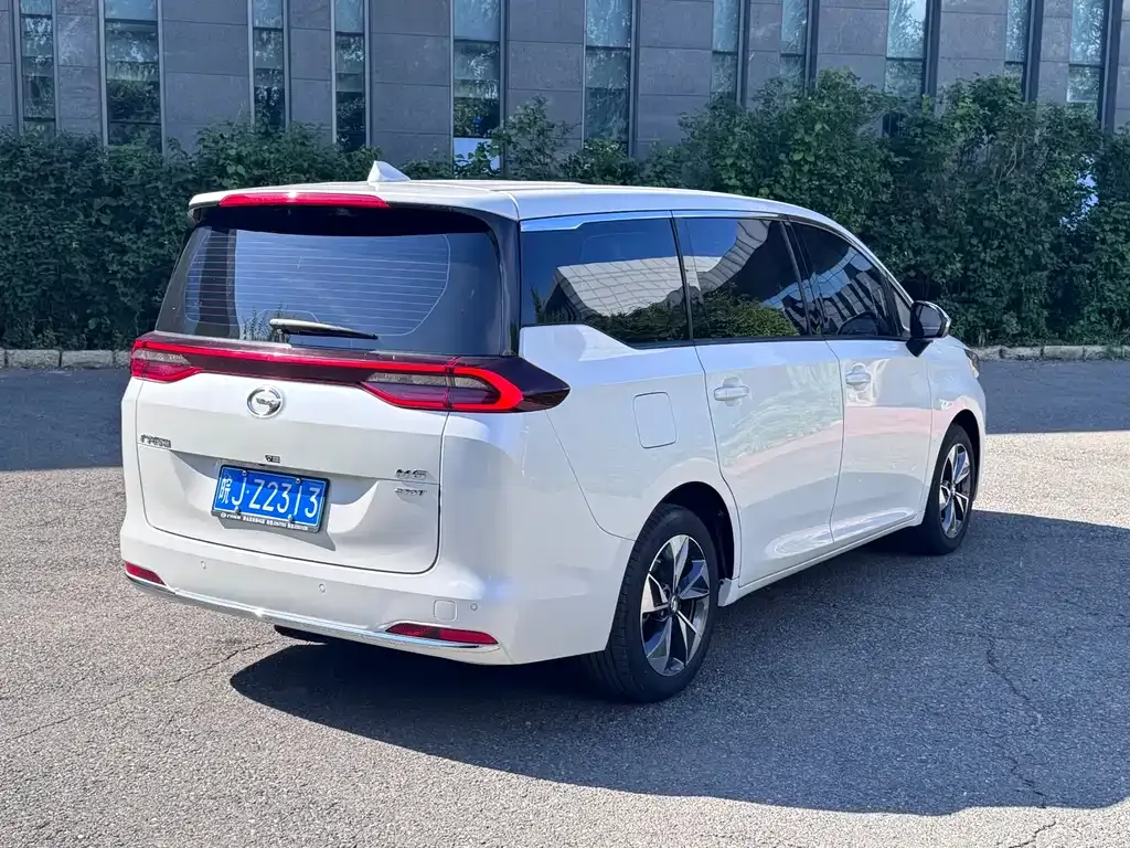 GAC Motor Trumpchi M6 — фото 6