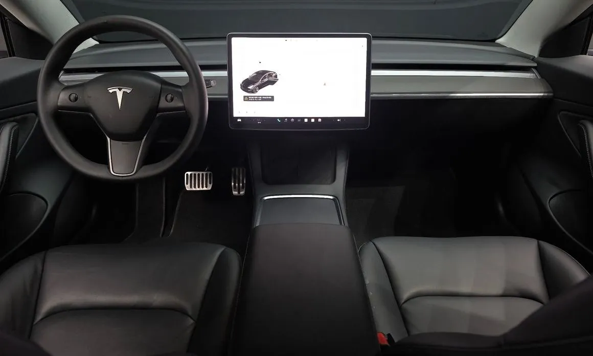 Tesla Model 3 2021 из KR, фото 4
