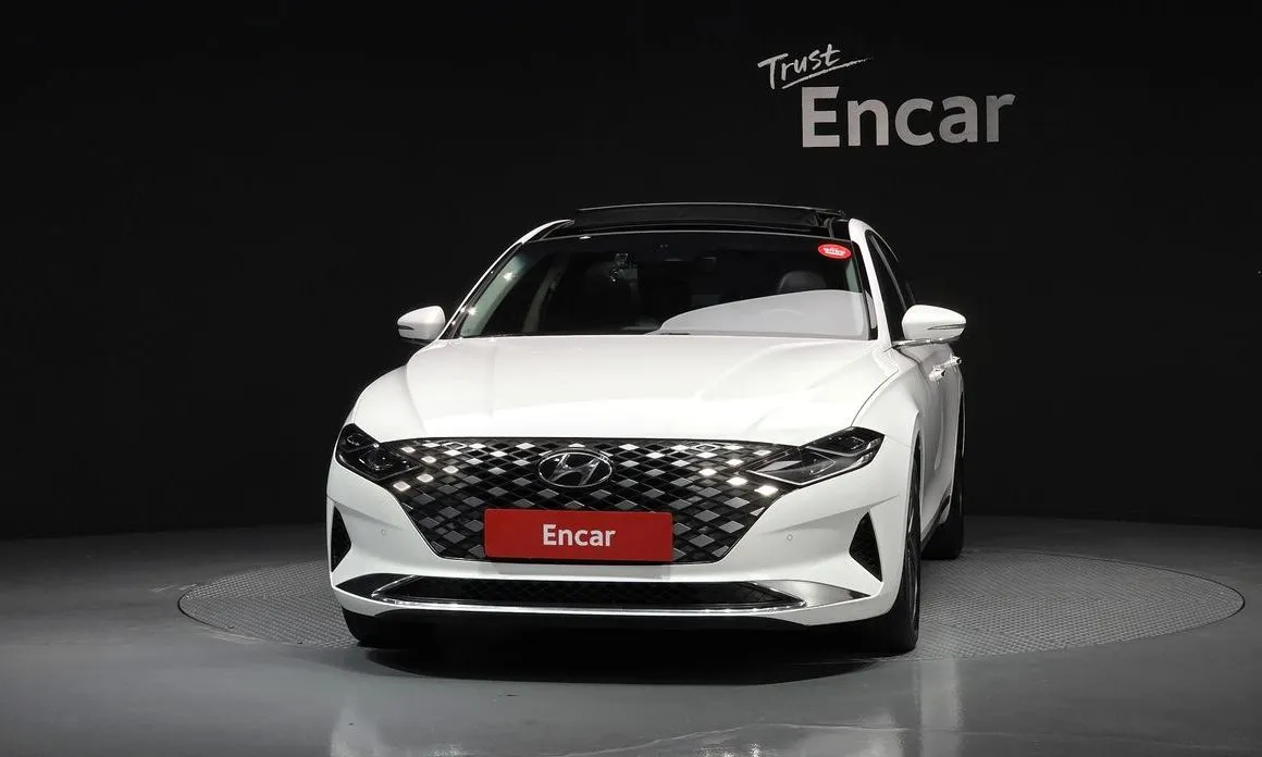 Hyundai Grandeur — фото 3