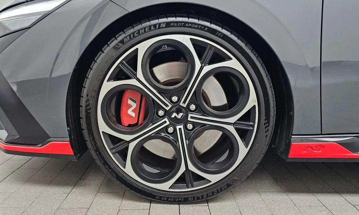 Hyundai AVANTE — фото 9