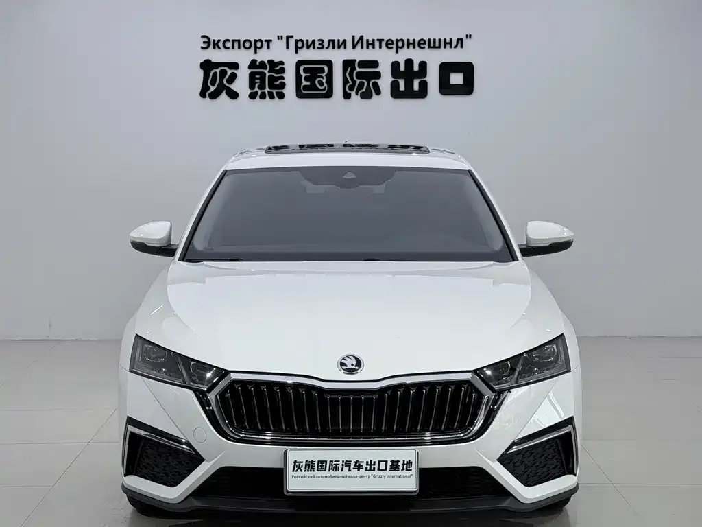 Skoda Octavia — фото 5