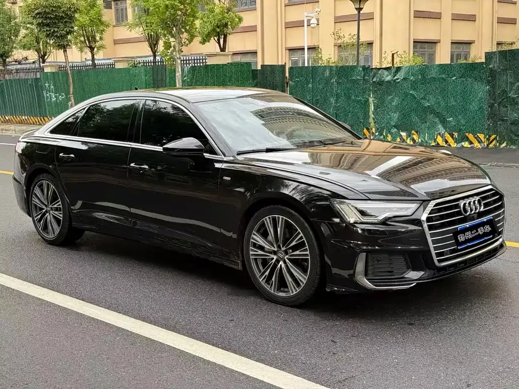 Audi A6L — фото 6
