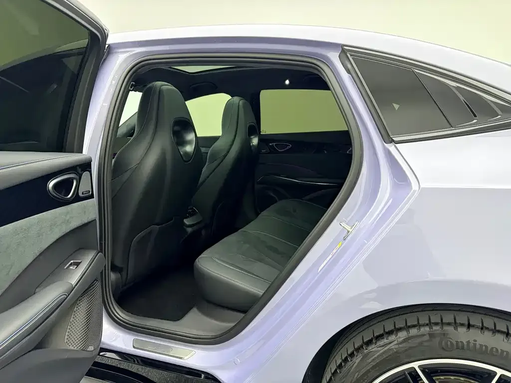 BYD Seal — фото 3