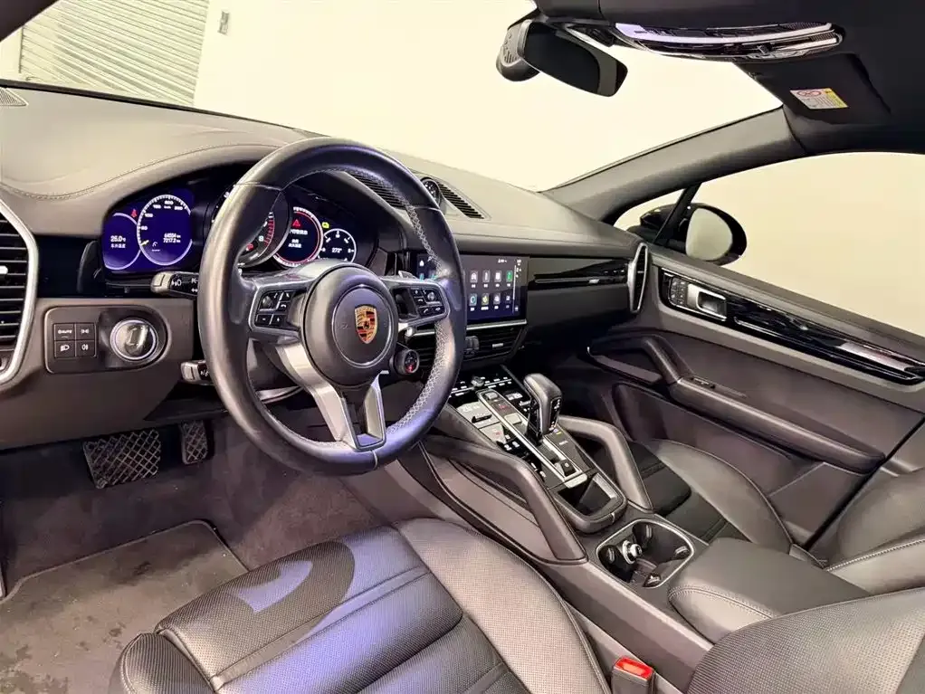 Porsche Cayenne Hybrid — фото 10