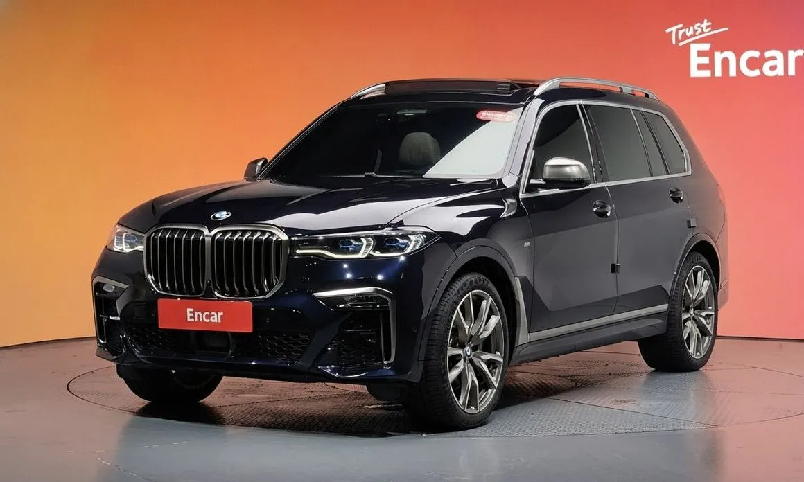 BMW X7 — фото 1
