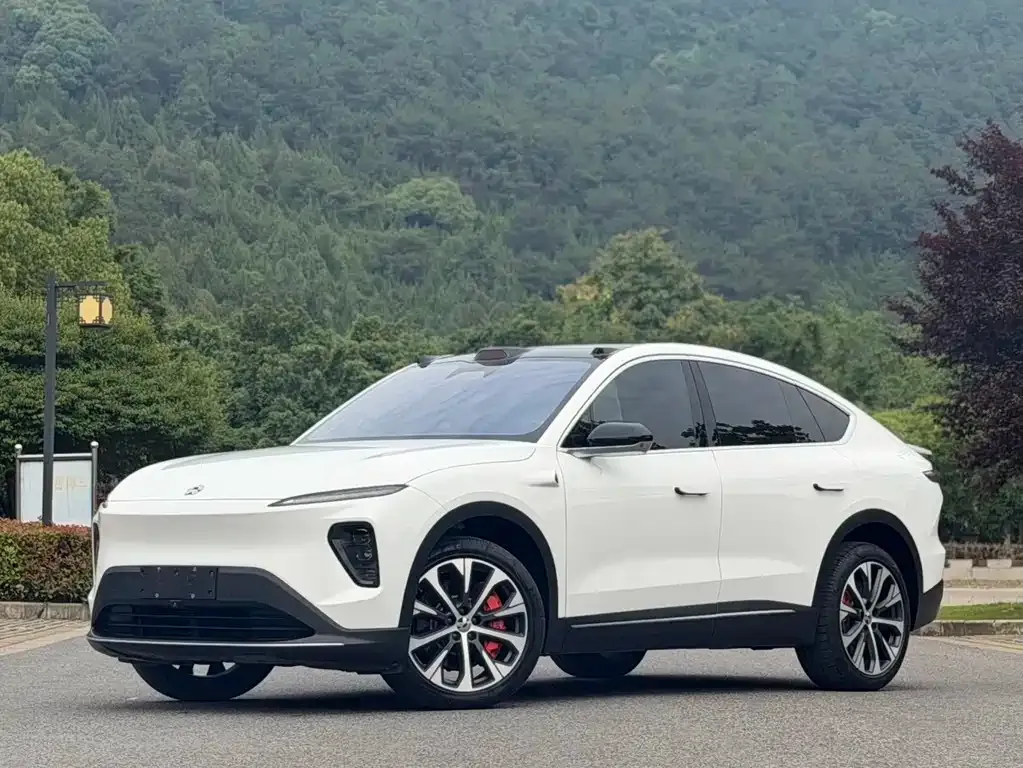 NIO EC7 — фото 9