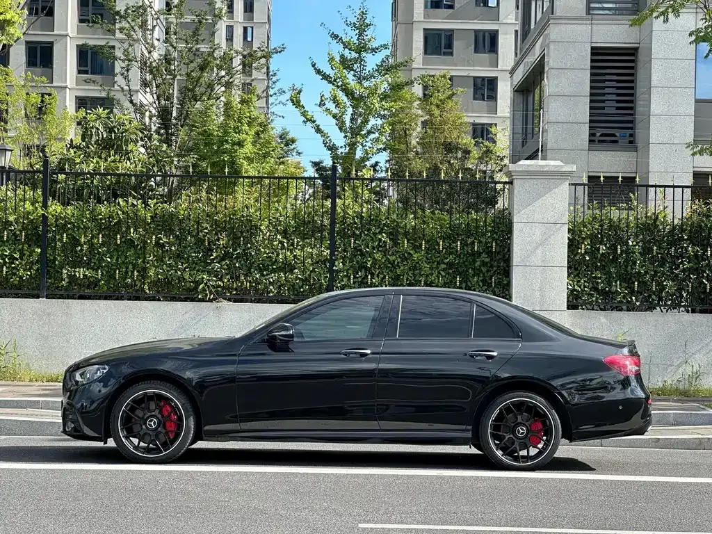 Mercedes-Benz E-Class (Import) — фото 6